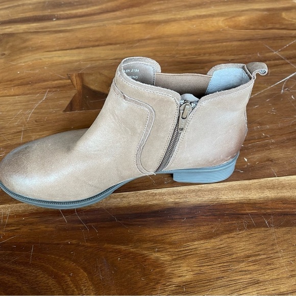 Obeo brown ankle boots unlike side zipper size 8.5 narrow burnished toe - Picture 13 of 16